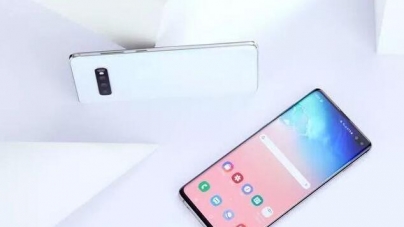Samsung S10+ system experience: sleek and lightweight, good-looking and easy to use